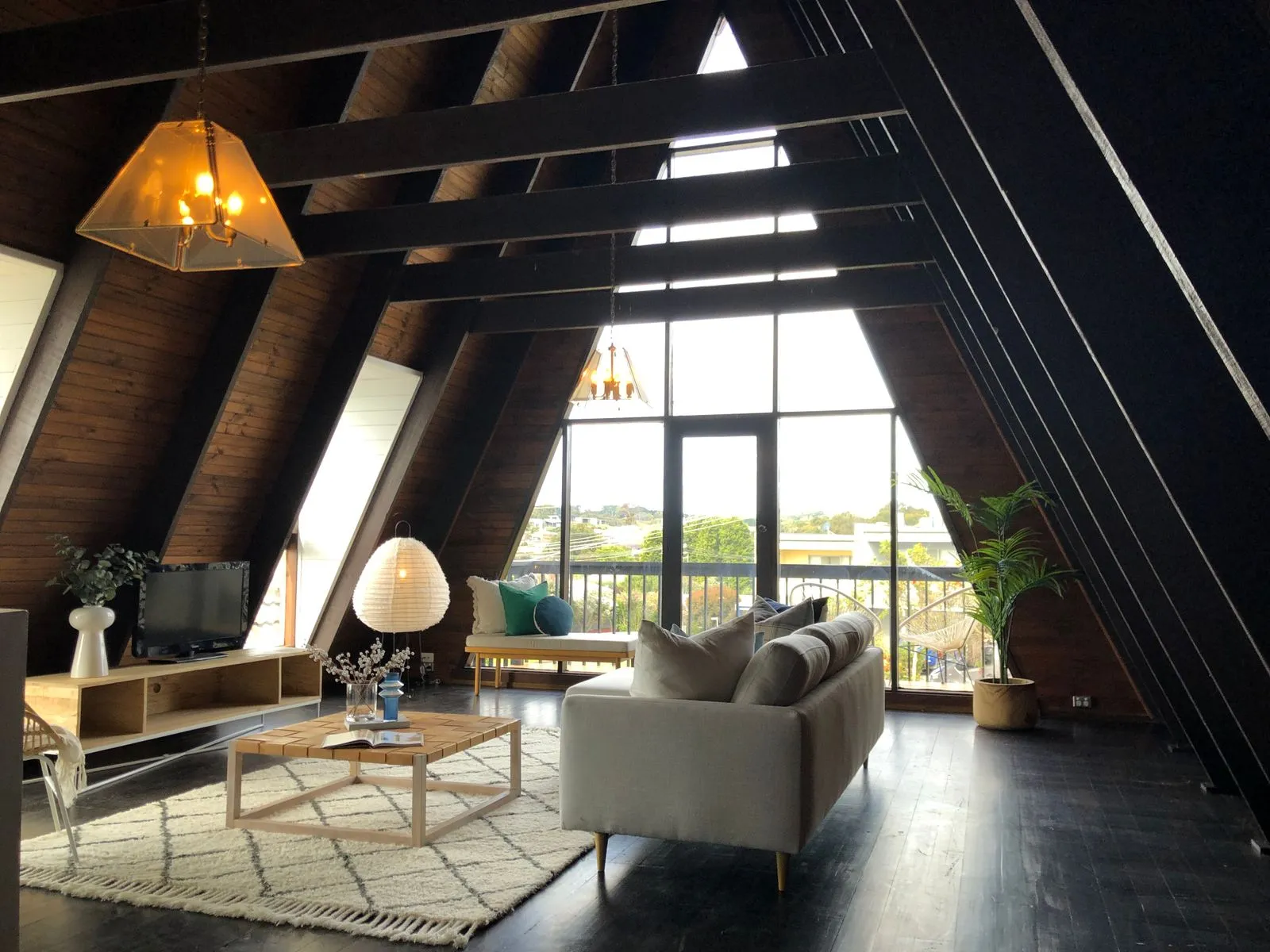How to Choose Paint Colors for Auckland Homes